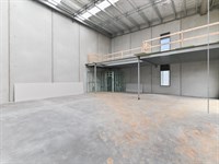 Evelyn Business Park/33 Axis Boulevard, Officer South