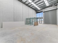Evelyn Business Park/33 Axis Boulevard, Officer South