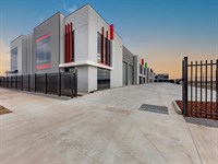 Evelyn Business Park/33 Axis Boulevard, Officer South